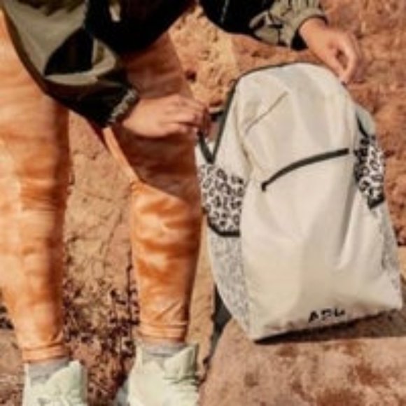 APL Packable Backpack Leopard Cream New with Tags - Picture 1 of 10